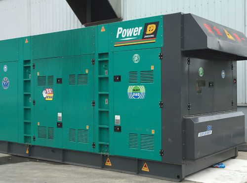 潍坊升级发电机组的过程中需要注意哪些安全事项？